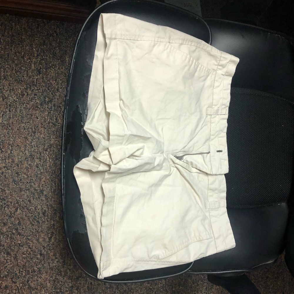 khaki shorts